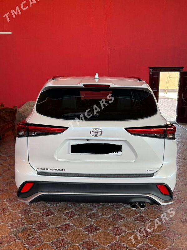 Toyota Highlander 2021 - 540 000 TMT - Мары - img 4