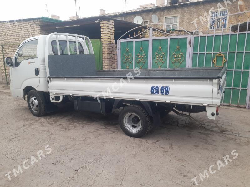 Kia Bongo 2016 - 260 000 TMT - Şabat etr. - img 2