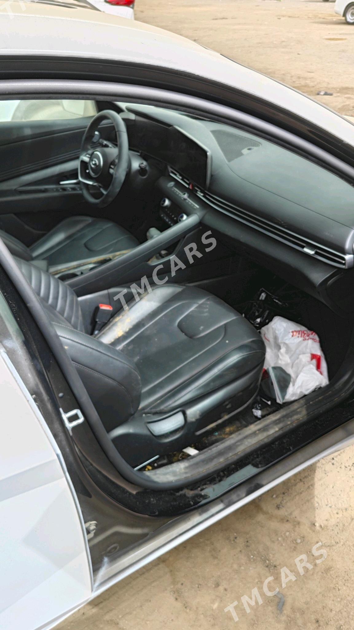 Hyundai Elantra 2022 - 170 000 TMT - Мары - img 4