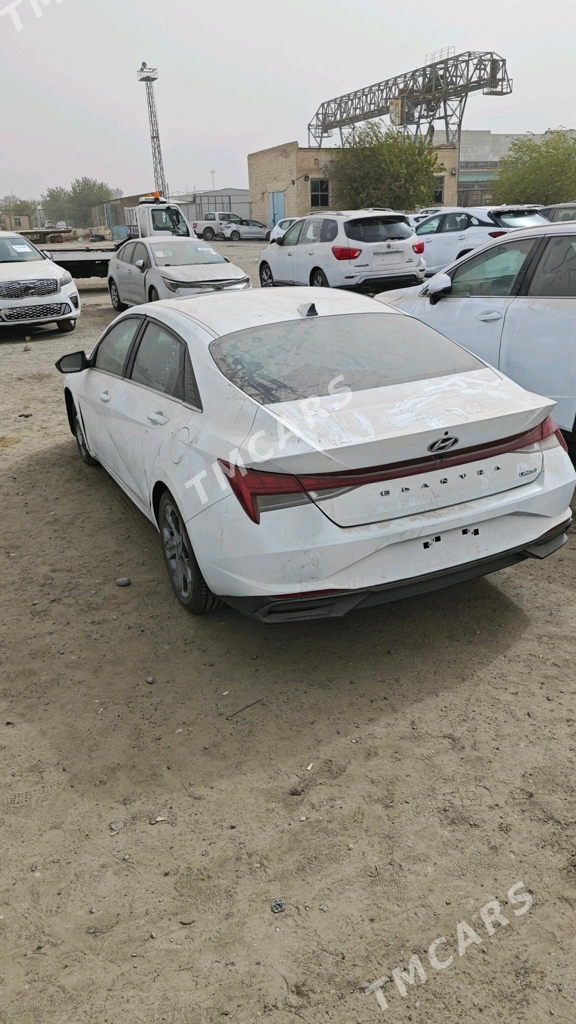 Hyundai Elantra 2022 - 170 000 TMT - Мары - img 9
