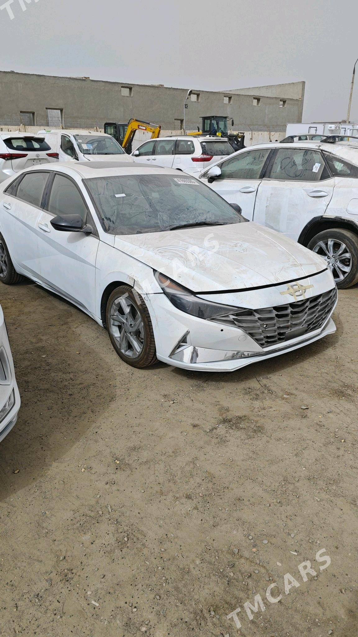 Hyundai Elantra 2022 - 170 000 TMT - Мары - img 10