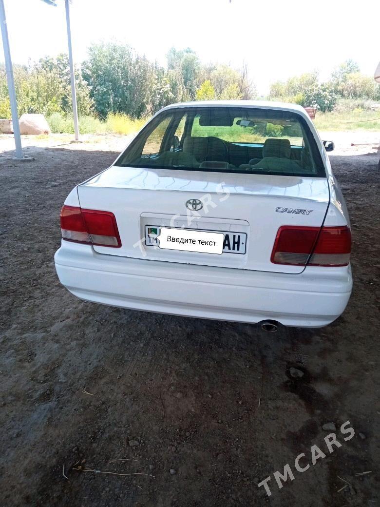 Toyota Camry 1994 - 45 000 TMT - Теджен - img 4