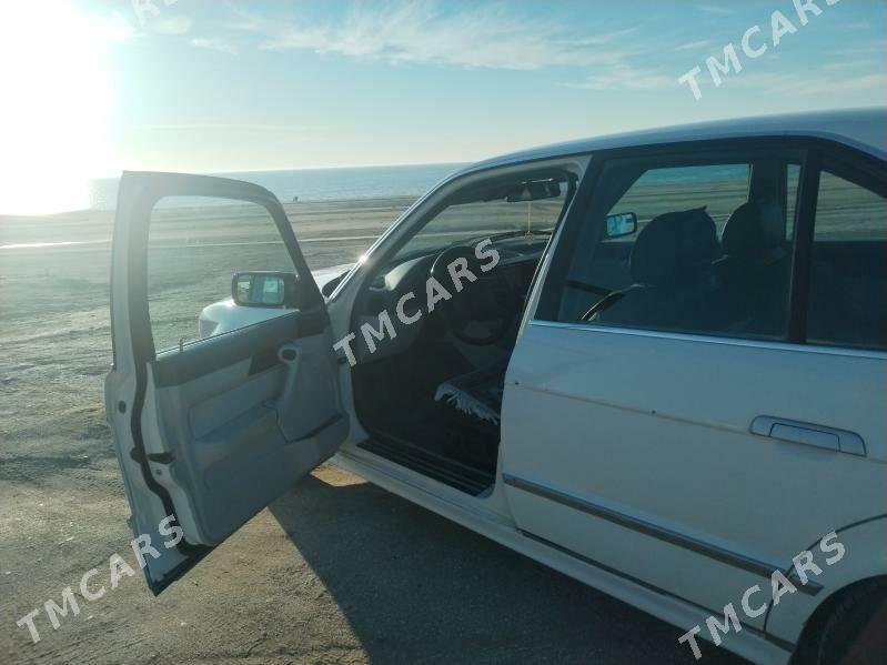 BMW 525 1993 - 65 000 TMT - Balkanabat - img 3