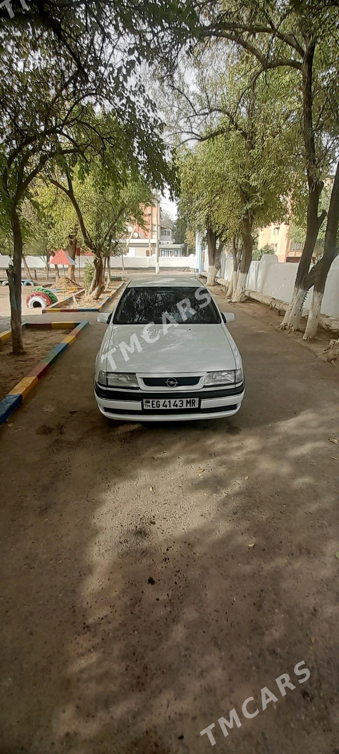 Opel Vectra 1992 - 35 000 TMT - Мары - img 4