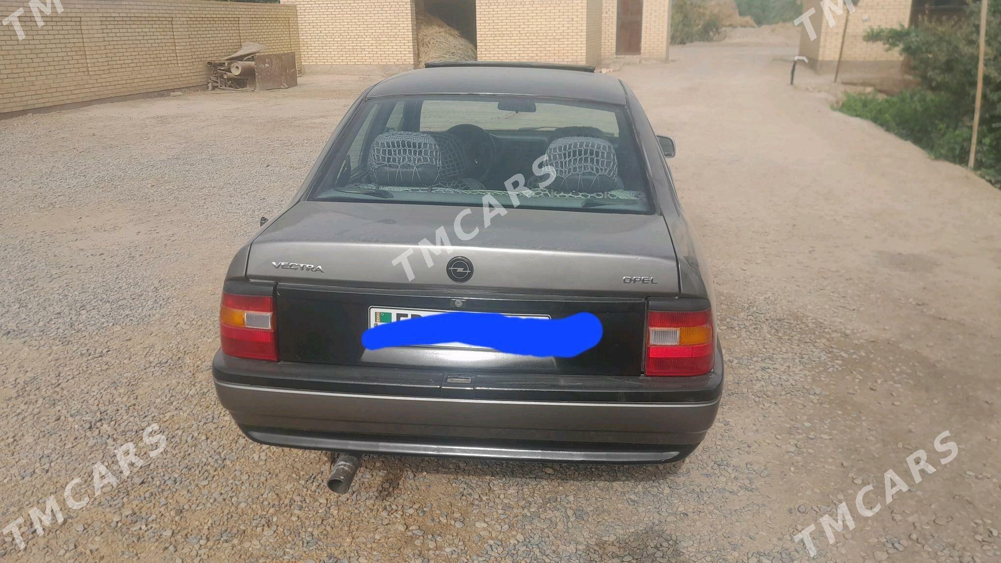 Opel Vectra 1992 - 40 000 TMT - Сакарчага - img 4