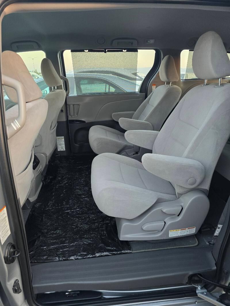 Toyota Sienna 2020 - 427 000 TMT - "Алтын Асыр" Гундогар базары ( Толкучка) - img 4