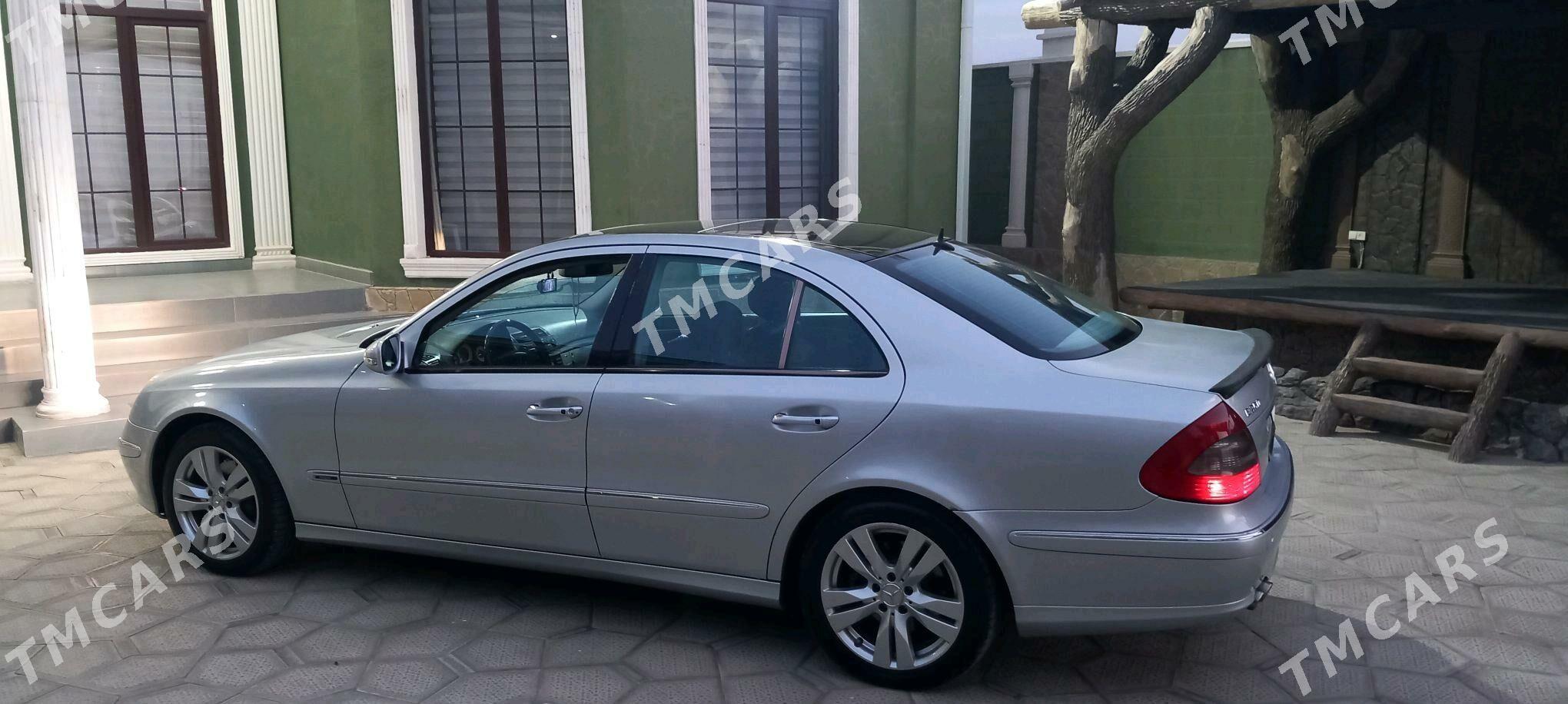 Mercedes-Benz E350 2005 - 115 000 TMT - Мары - img 6