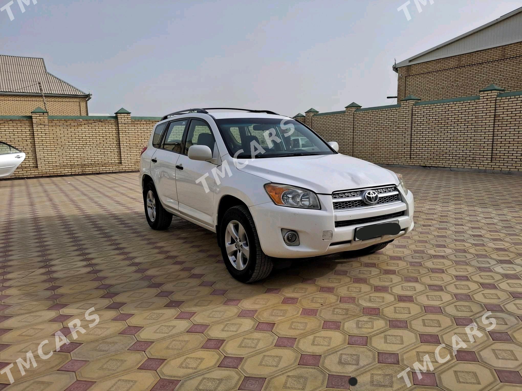 Toyota RAV4 2011 - 170 000 TMT - Мары - img 5