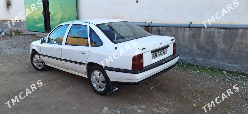 Opel Vectra 1989 - 23 000 TMT - Halaç - img 3