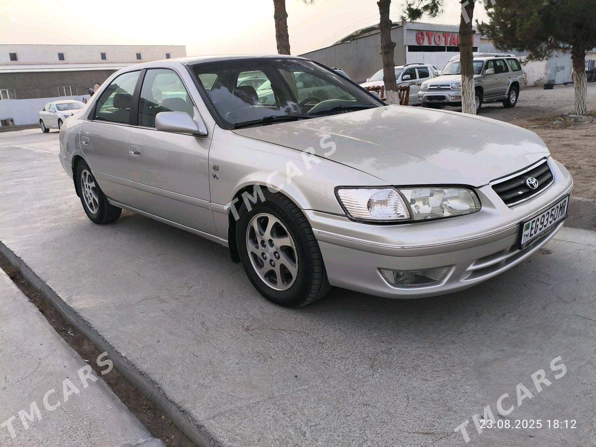 Toyota Camry 2000 - 140 000 TMT - Мары - img 3
