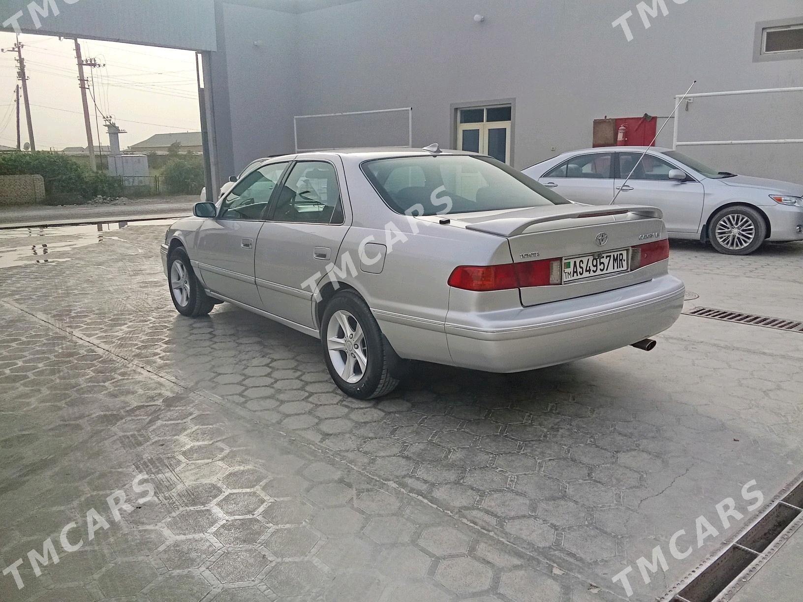 Toyota Camry 2001 - 150 000 TMT - Мары - img 5