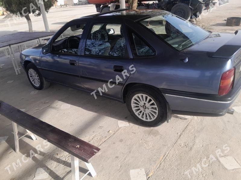 Opel Vectra 1989 - 36 000 TMT - Jebel - img 2