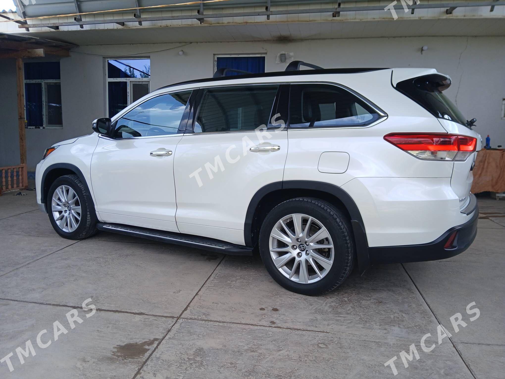 Toyota Highlander 2018 - 440 000 TMT - Daşoguz - img 3