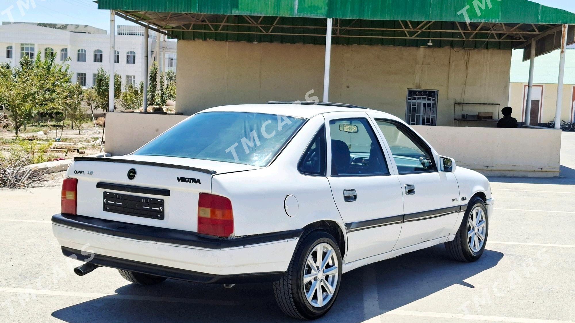 Opel Vectra 1991 - 25 000 TMT - Бузмеин - img 4