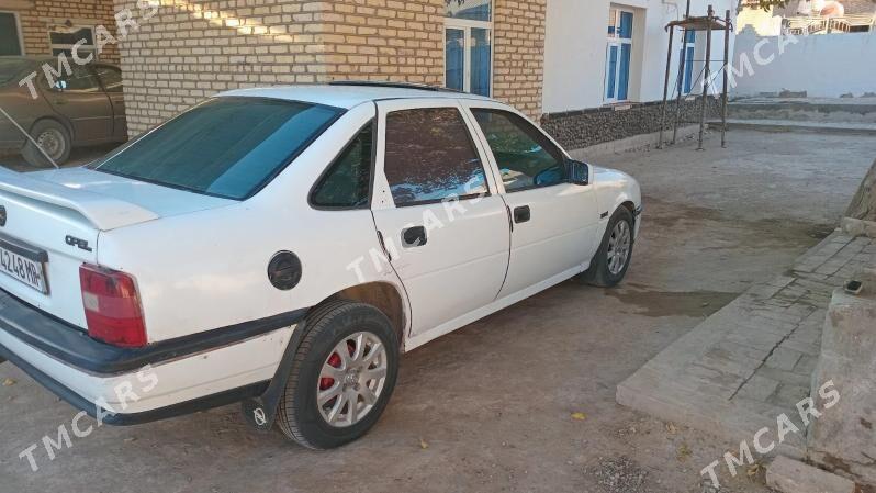Opel Vectra 1991 - 33 000 TMT - Baýramaly - img 2