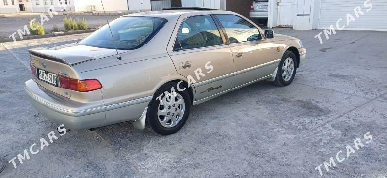 Toyota Camry 2001 - 147 000 TMT - Дашогуз - img 3