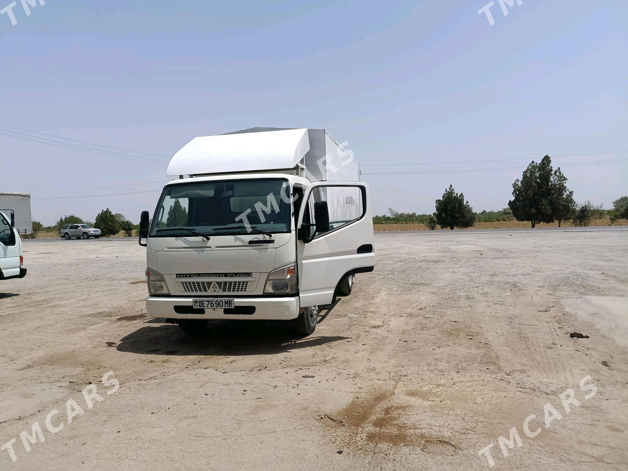 Mitsubishi Canter 2017 - 440 000 TMT - Baýramaly - img 2