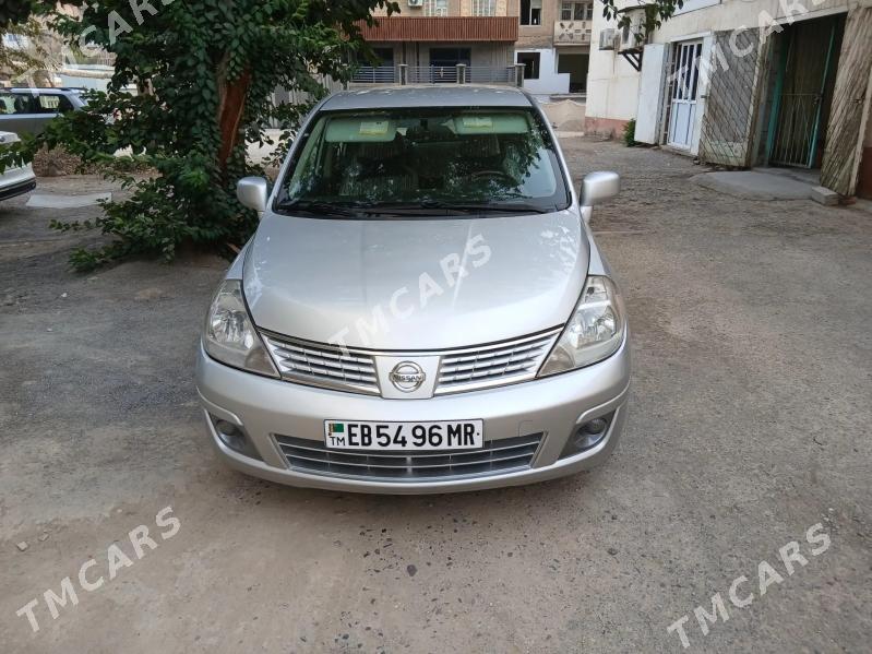 Nissan Versa 2010 - 100 000 TMT - Mary - img 4