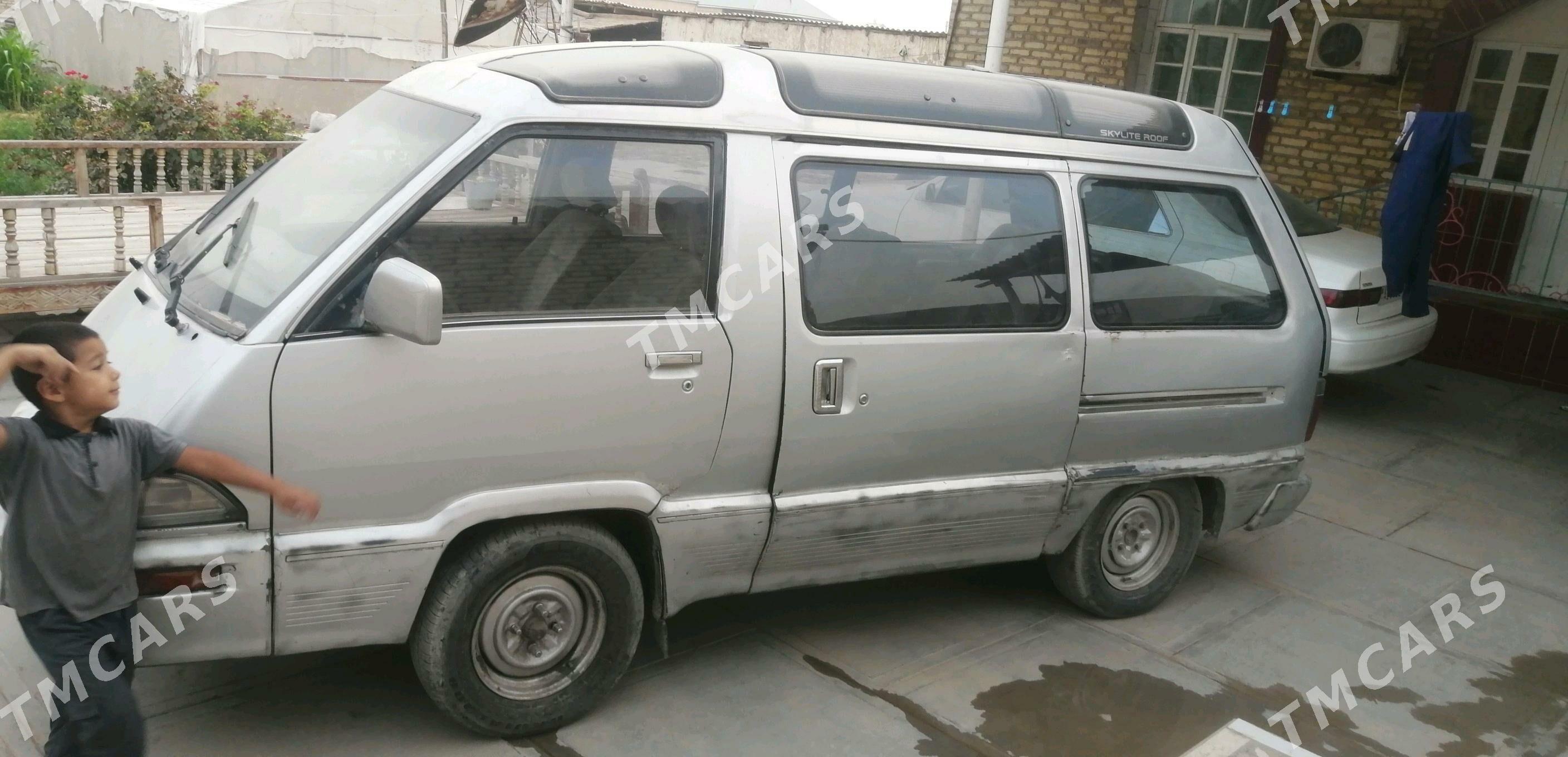 Toyota Town Ace 1989 - 12 000 TMT - Мары - img 2