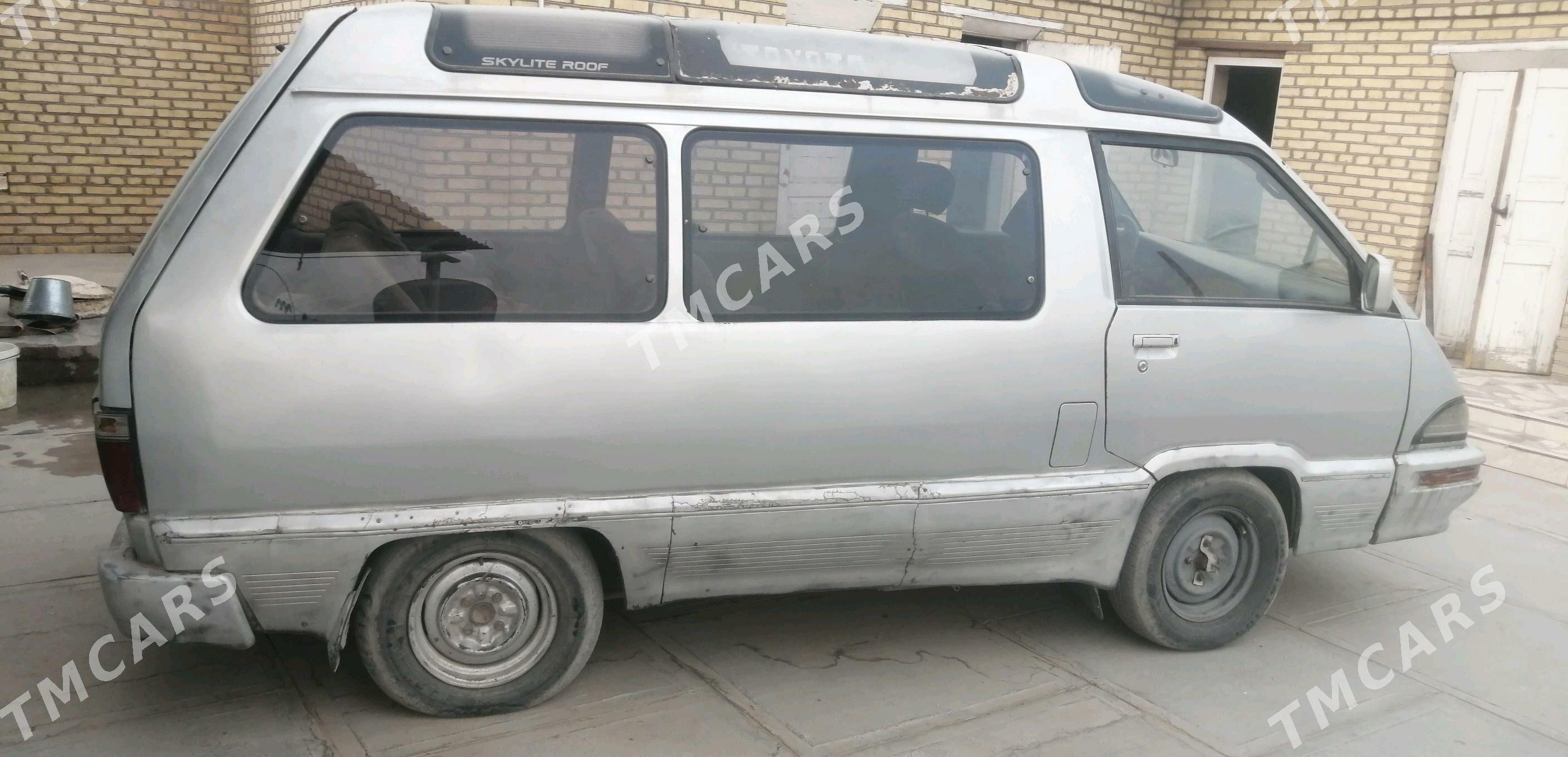 Toyota Town Ace 1989 - 12 000 TMT - Мары - img 5