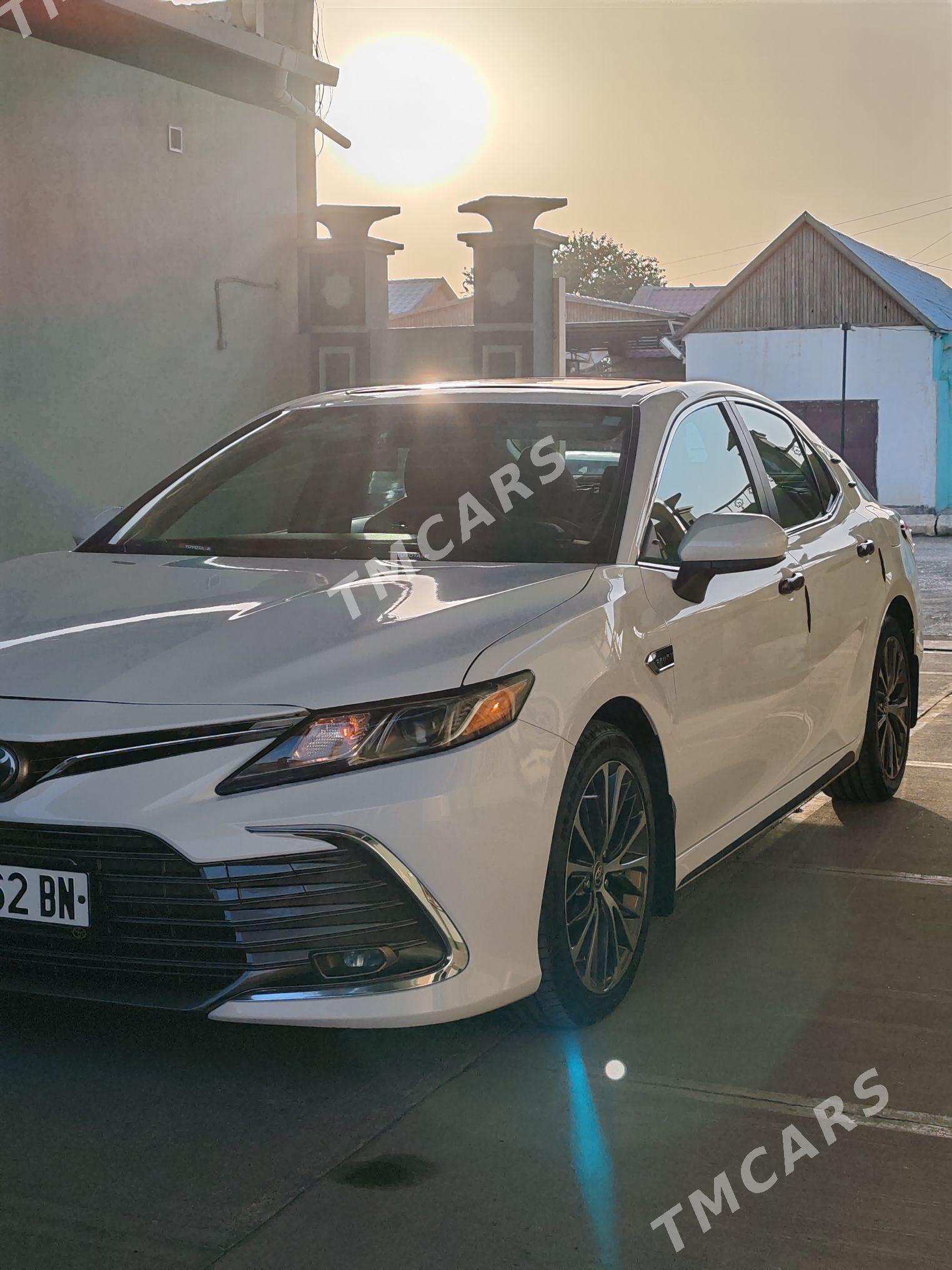 Toyota Camry 2020 - 320 000 TMT - Балканабат - img 3