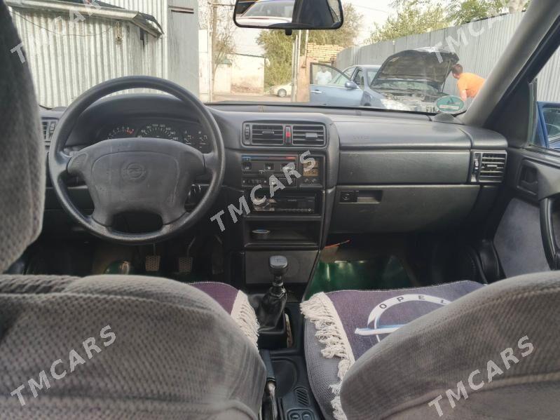 Opel Vectra 1994 - 49 000 TMT - Mary - img 2