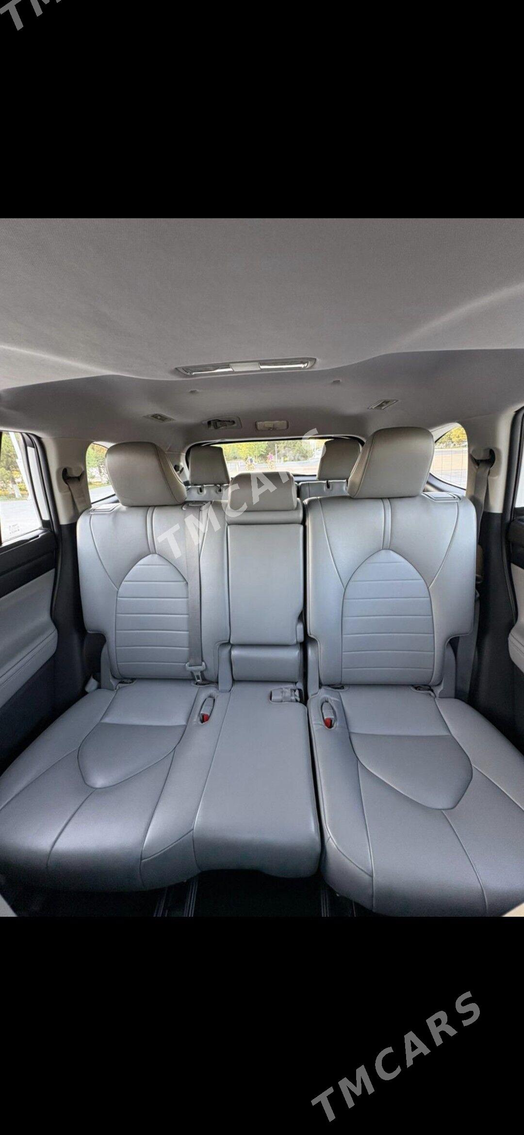 Toyota Highlander 2022 - 540 000 TMT - Türkmenabat - img 5