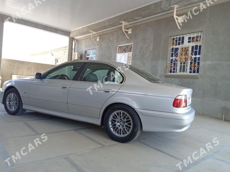 BMW 525 2003 - 130 000 TMT - Гумдаг - img 6