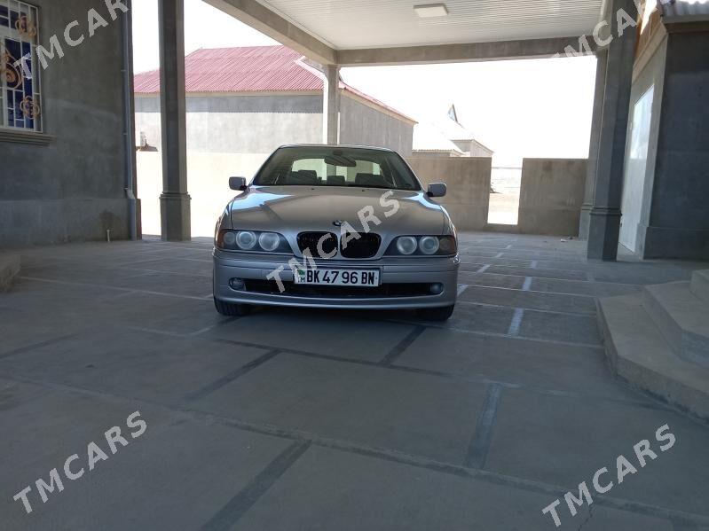 BMW 525 2003 - 130 000 TMT - Гумдаг - img 4