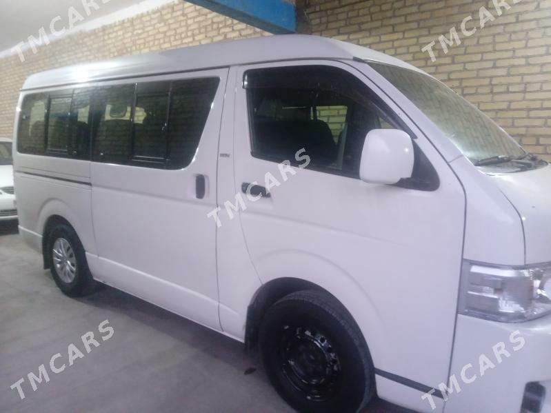 Toyota Hiace 2006 - 300 000 TMT - Саят - img 2
