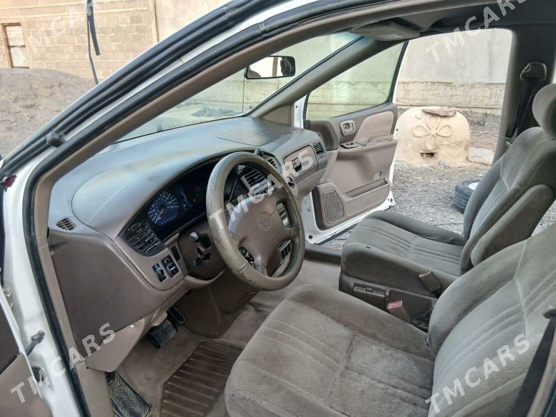 Toyota Sienna 2002 - 130 000 TMT - Яшлык - img 4