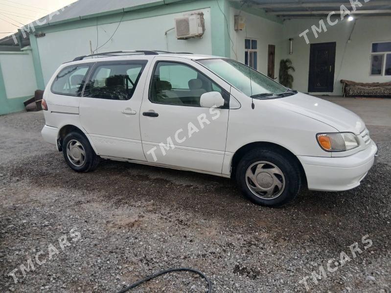 Toyota Sienna 2002 - 130 000 TMT - Яшлык - img 5
