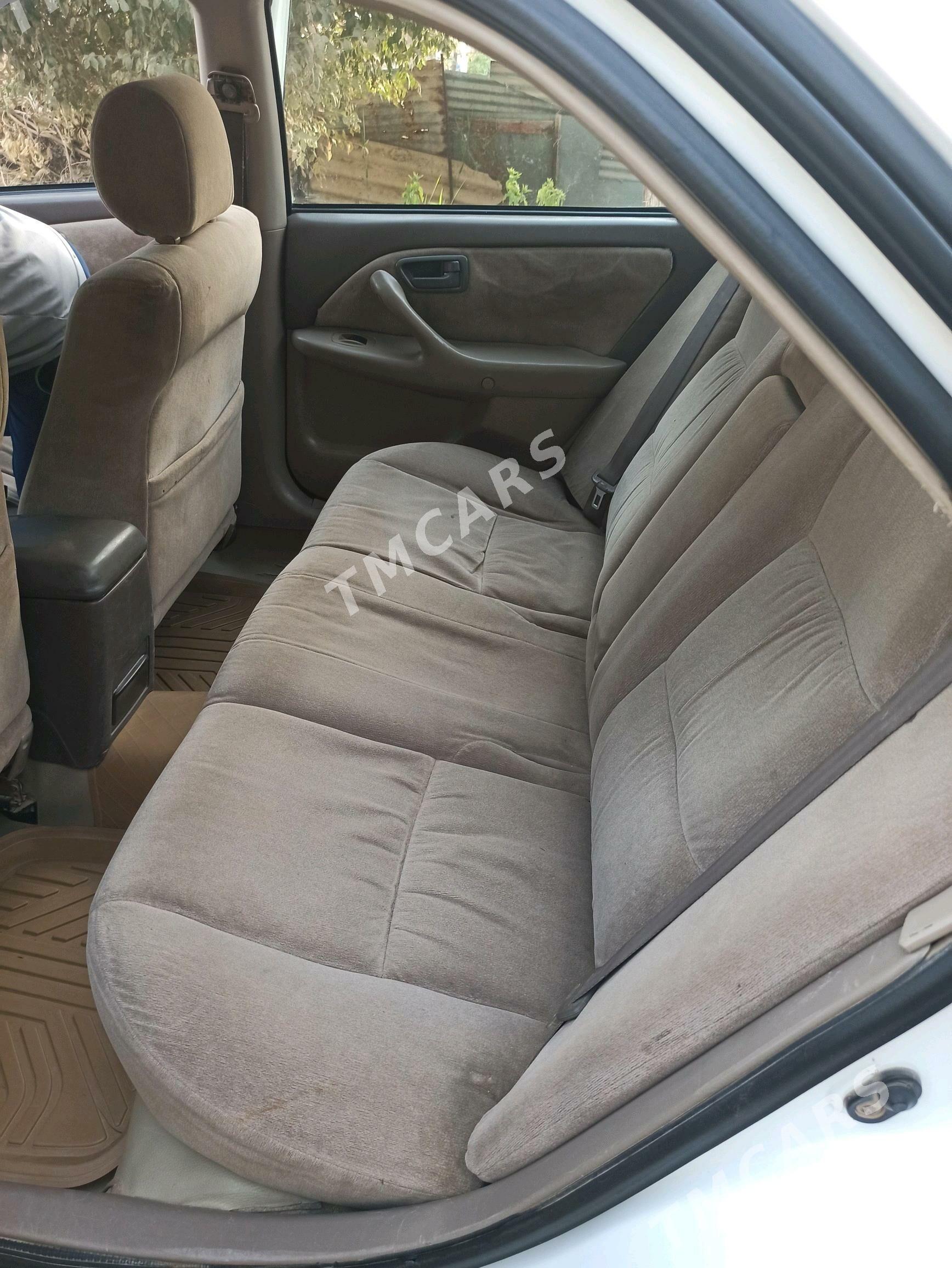 Toyota Camry 1999 - 100 000 TMT - Бабадайхан - img 6