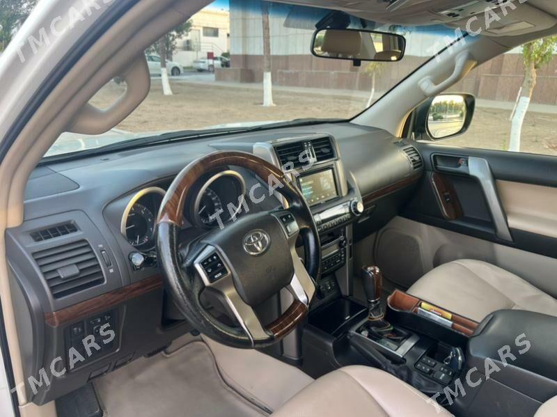 Toyota Land Cruiser Prado 2010 - 680 000 TMT - Хитровка - img 2