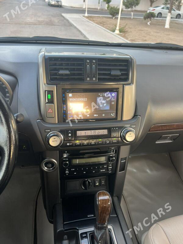 Toyota Land Cruiser Prado 2010 - 680 000 TMT - Хитровка - img 3