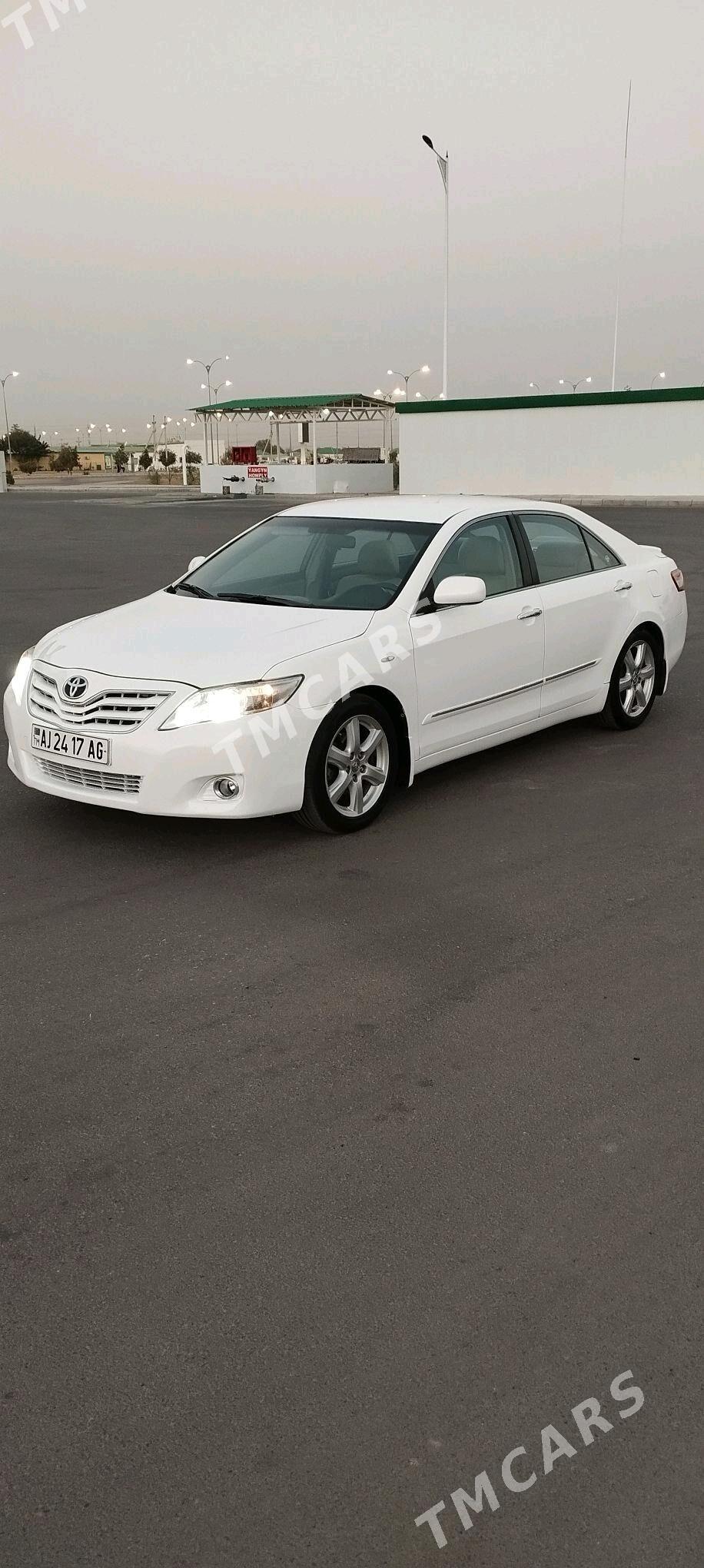 Toyota Camry 2011 - 152 000 TMT - Ашхабад - img 4