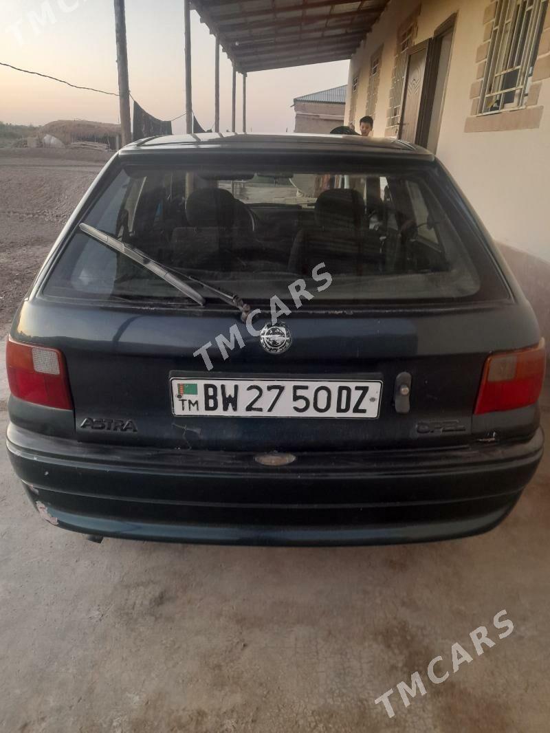 Opel Astra 1994 - 25 000 TMT - Дашогуз - img 3