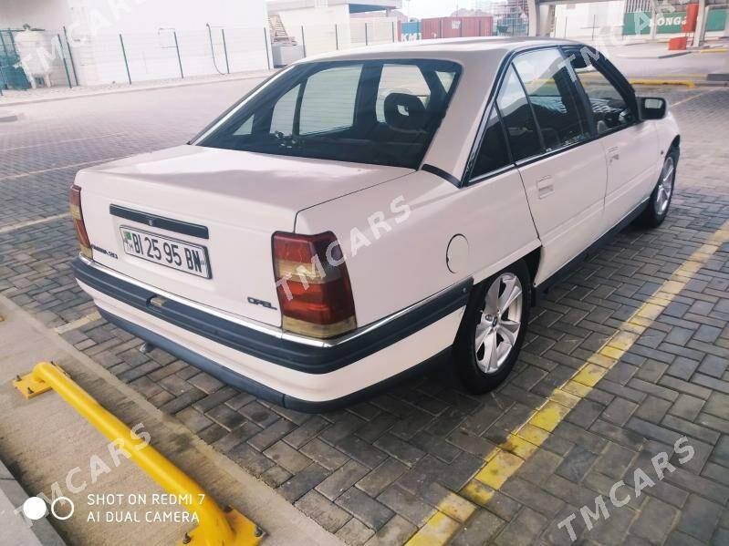 Opel Omega 1992 - 30 000 TMT - Туркменбаши - img 3