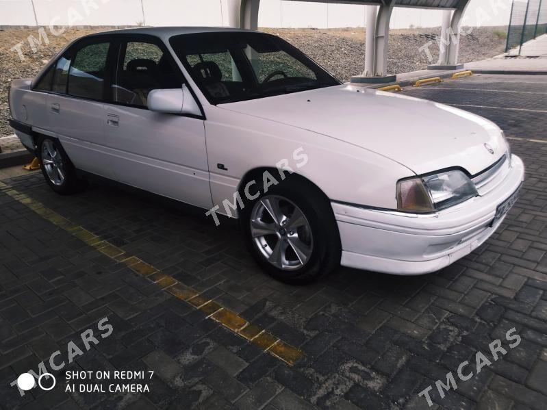 Opel Omega 1992 - 30 000 TMT - Туркменбаши - img 6