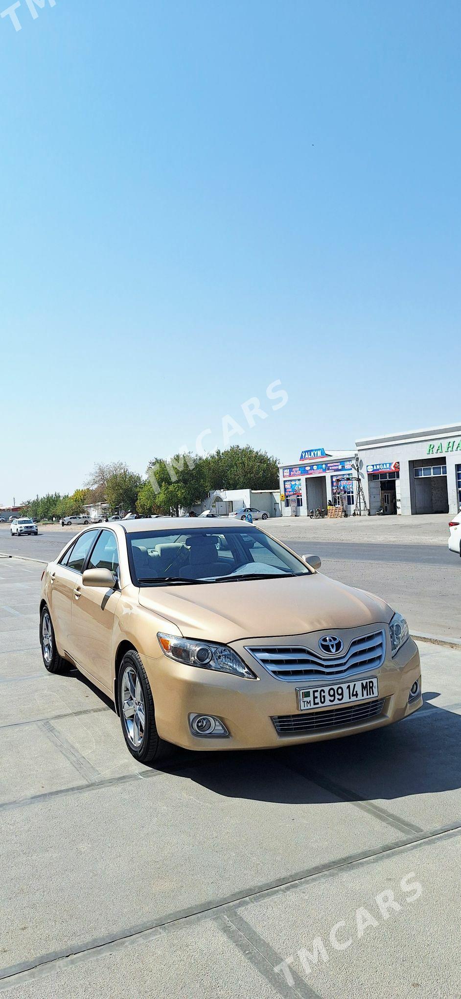 Toyota Camry 2010 - 180 000 TMT - Байрамали - img 4