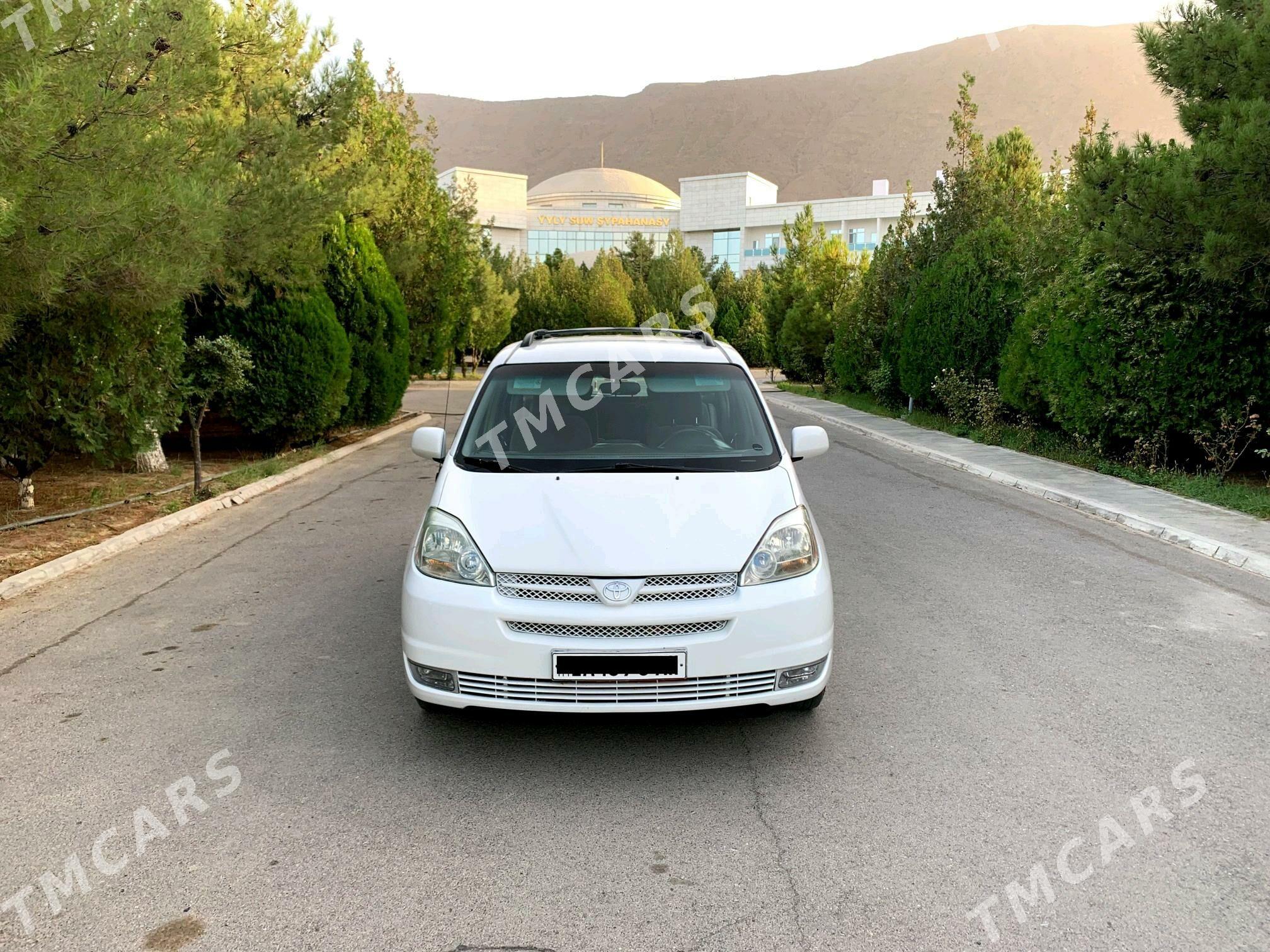 Toyota Sienna 2004 - 198 000 TMT - Бахарден - img 3