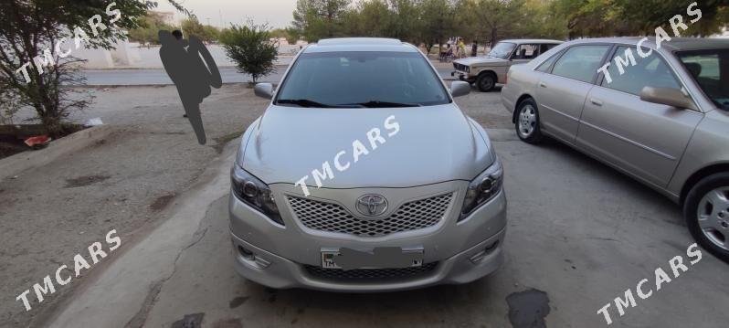 Toyota Camry 2011 - 240 000 TMT - Балканабат - img 5