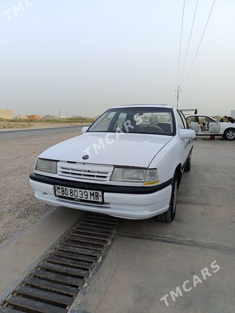 Opel Vectra 1992 - 33 000 TMT - Мары - img 4
