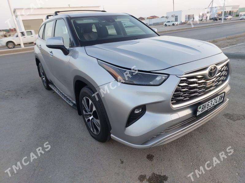 Toyota Highlander 2022 - 600 000 TMT - Балканабат - img 2