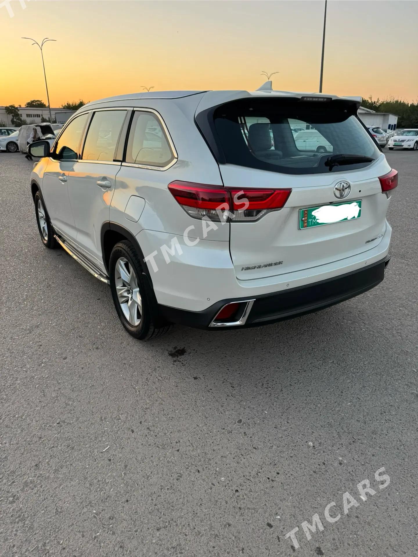 Toyota Highlander 2019 - 460 000 TMT - Мургап - img 6