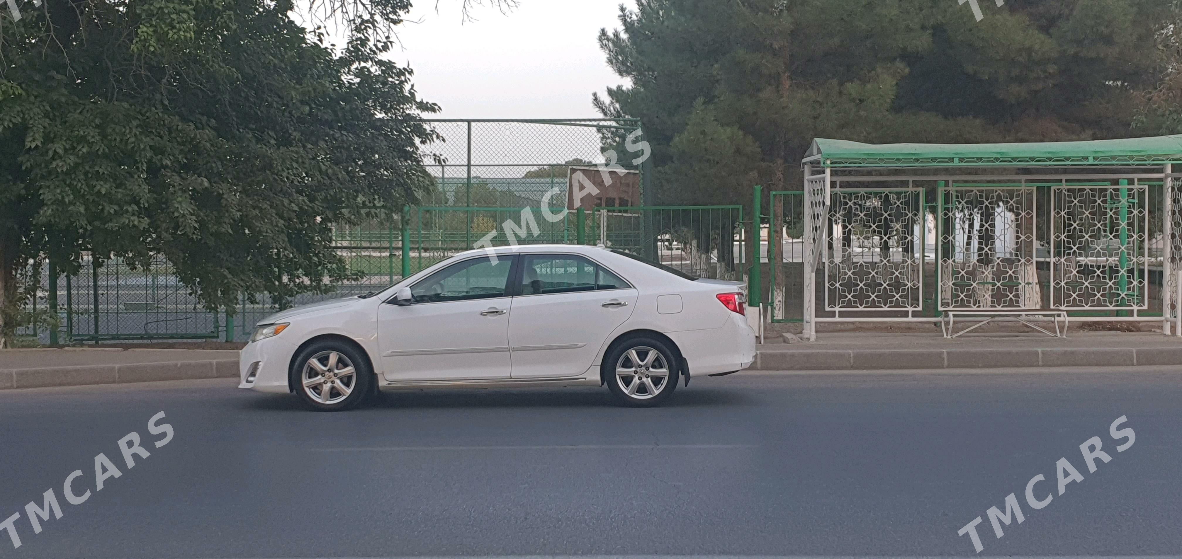 Toyota Camry 2014 - 200 000 TMT - Aşgabat - img 4