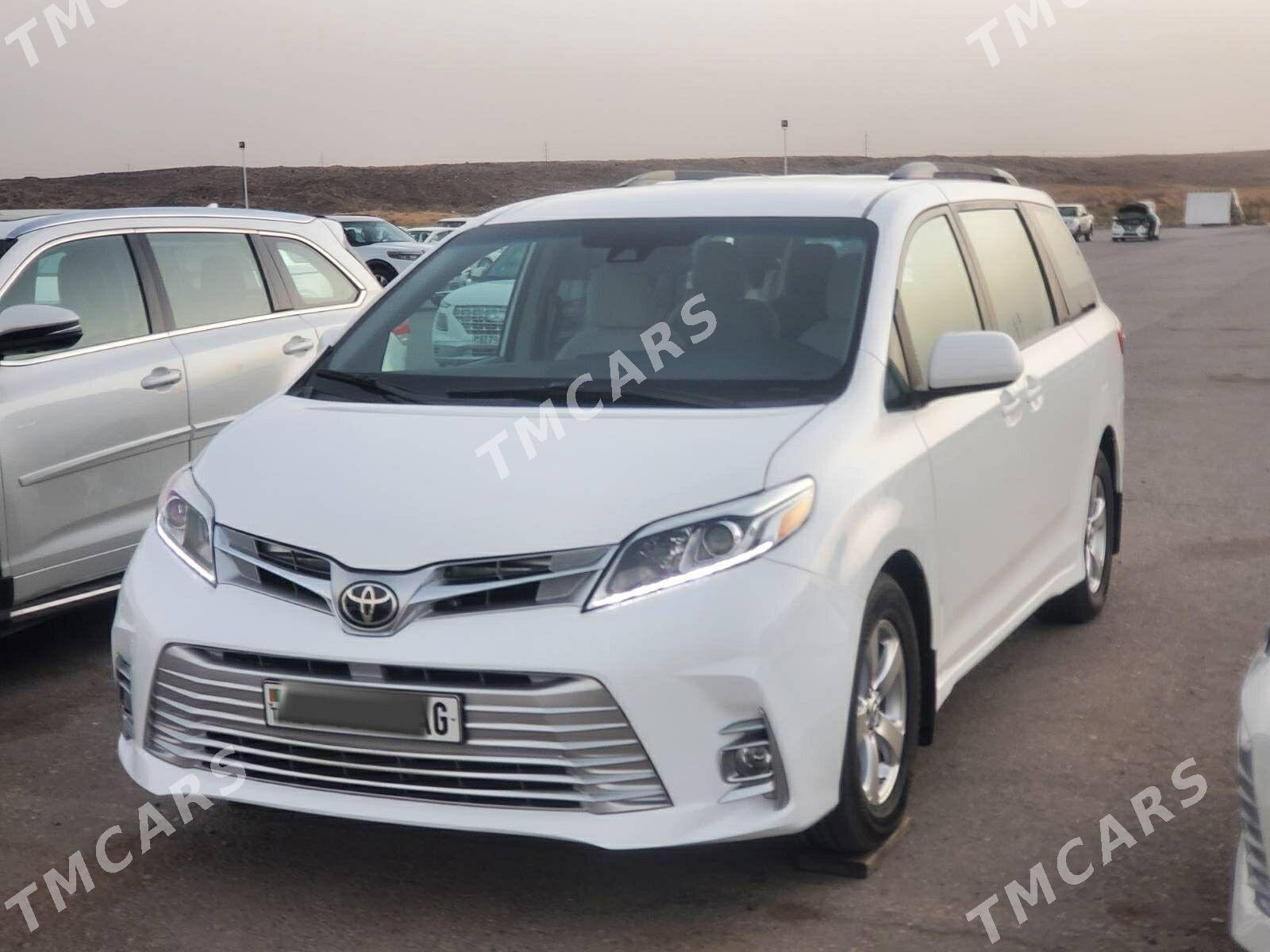 Toyota Sienna 2020 - 439 000 TMT - Ашхабад - img 4