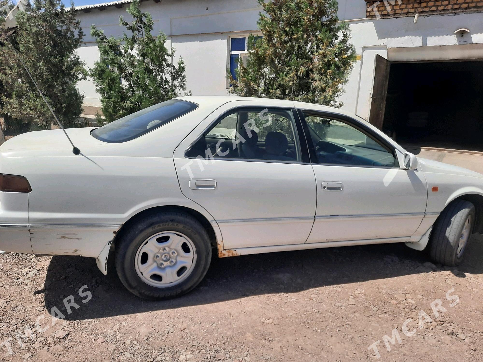 Toyota Camry 1999 - 120 000 TMT - Daşoguz - img 2