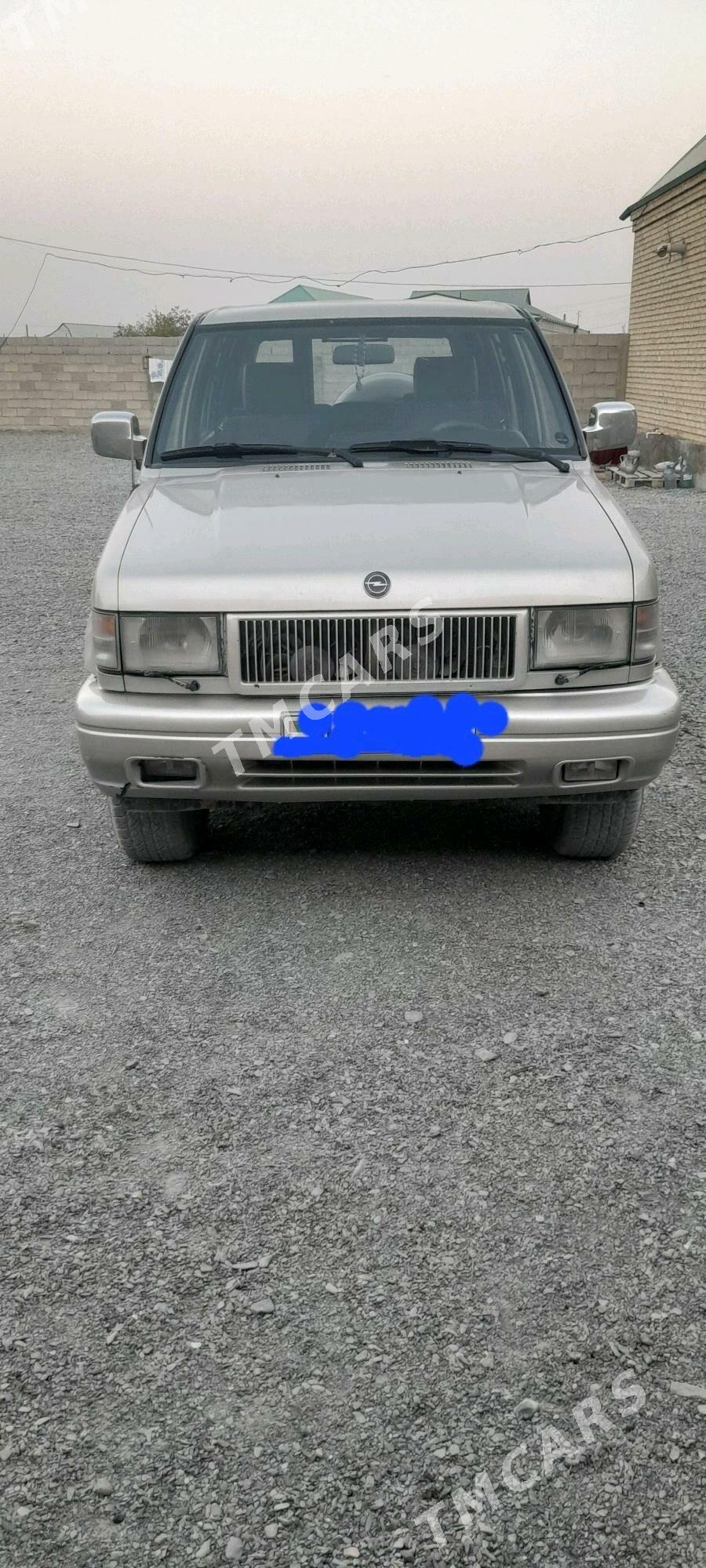 Opel Montarey 1993 - 70 000 TMT - Бахарден - img 9