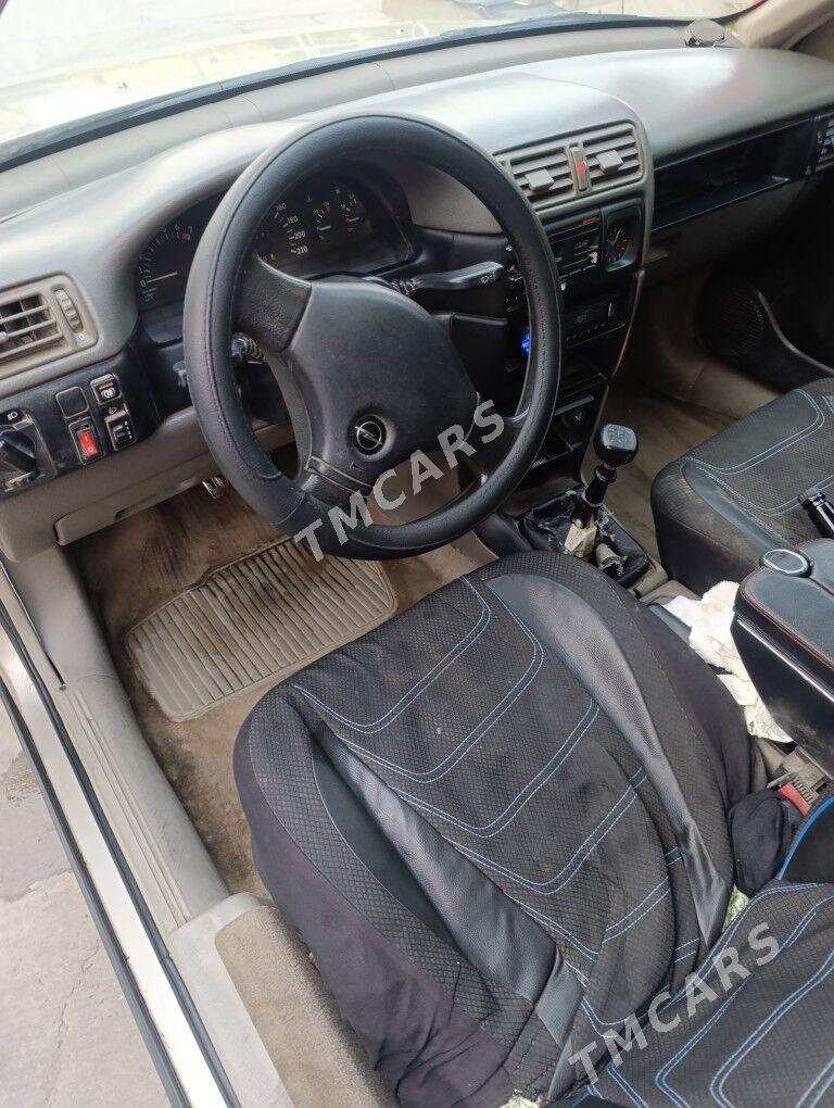 Opel Vectra 1991 - 35 000 TMT - Туркменабат - img 3